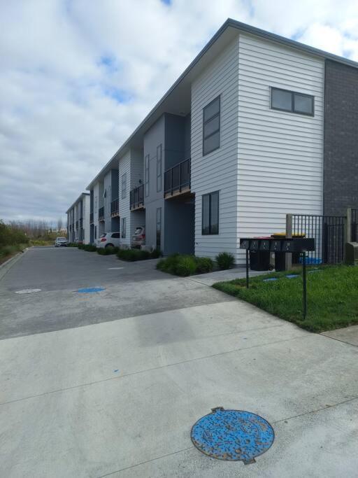 Cozy Is The Word Apartment Tauranga Bagian luar foto